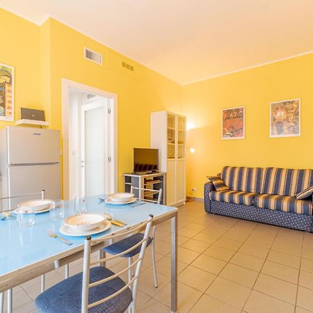 Asti Comentina Railway Functional Flat Εξωτερικό φωτογραφία